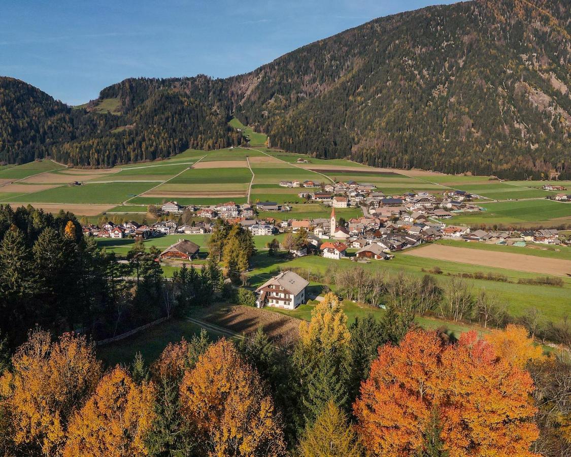 Oberlechnerhof Bed & Breakfast Rasun di Sopra Exterior foto