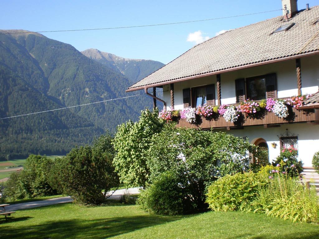Oberlechnerhof Bed & Breakfast Rasun di Sopra Exterior foto