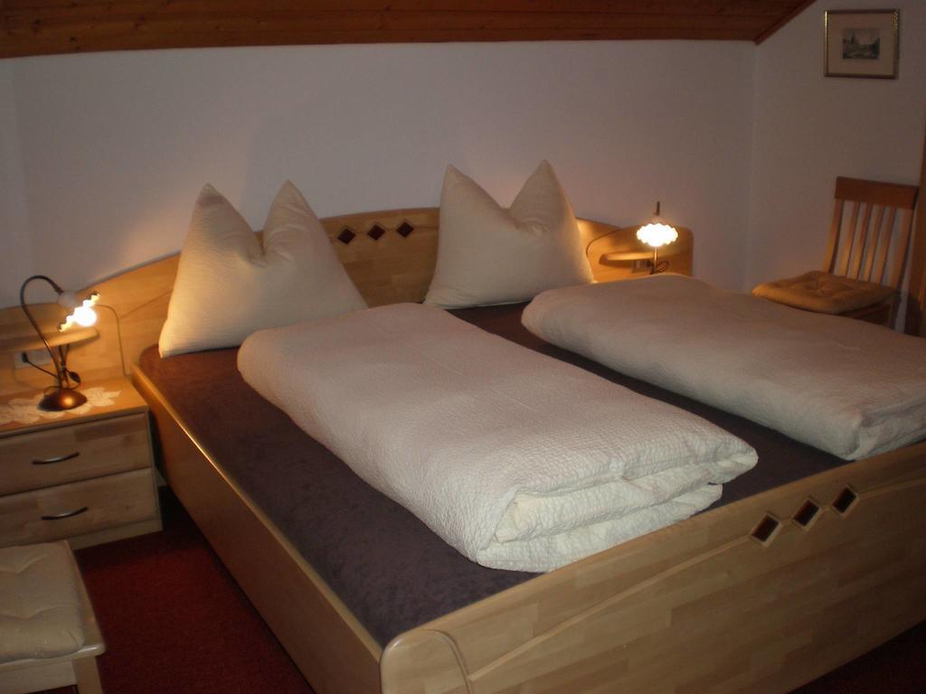 Oberlechnerhof Bed & Breakfast Rasun di Sopra Exterior foto