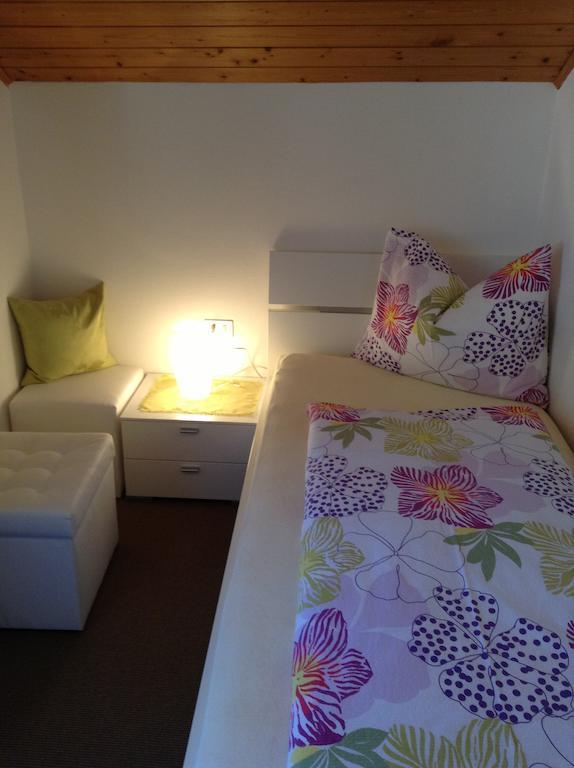 Oberlechnerhof Bed & Breakfast Rasun di Sopra Exterior foto