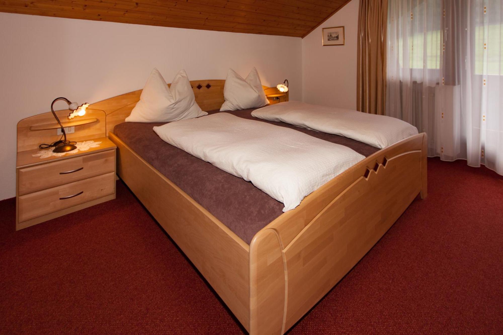 Oberlechnerhof Bed & Breakfast Rasun di Sopra Exterior foto