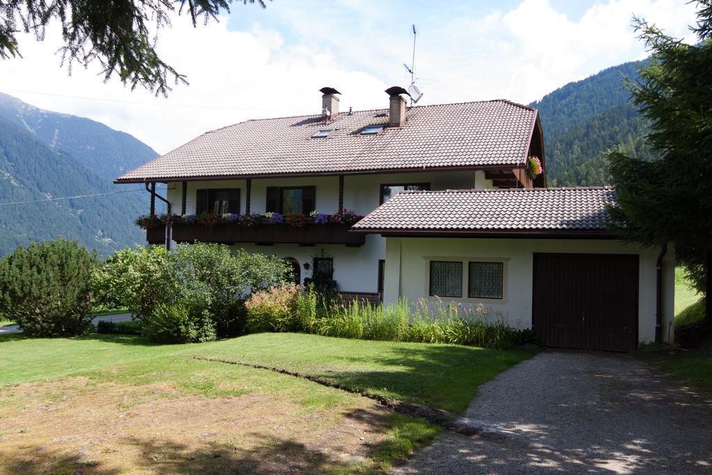 Oberlechnerhof Bed & Breakfast Rasun di Sopra Exterior foto